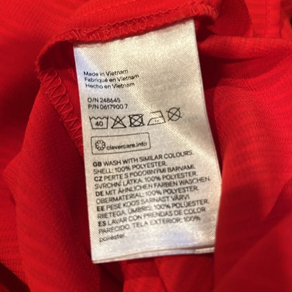 Red Ruffle Bell 3/4 Sleeve Tunic Top - Picture 7 of 7